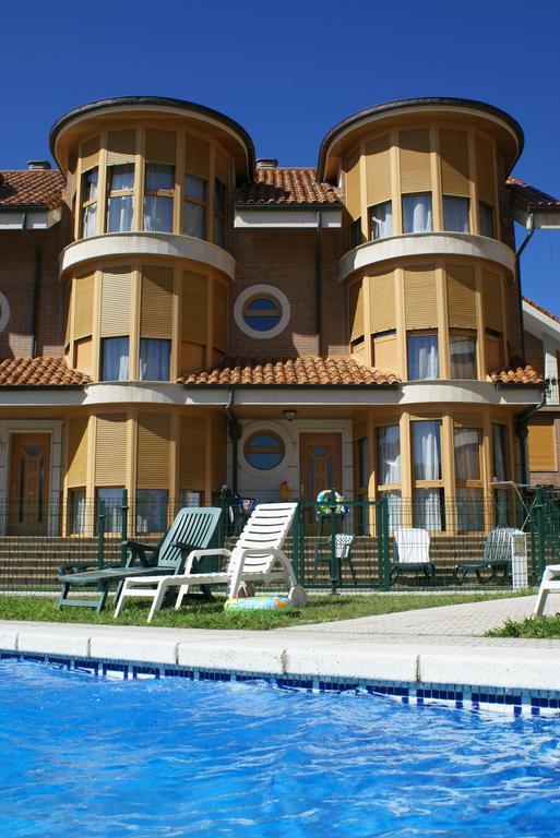 Apartamentos Quinto Sueno Ноха Екстер'єр фото