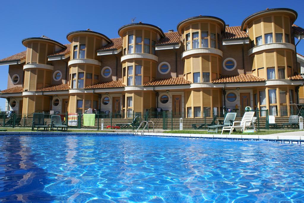 Apartamentos Quinto Sueno Ноха Екстер'єр фото