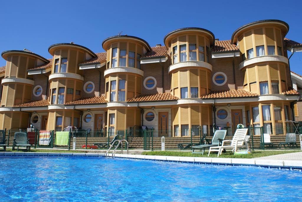 Apartamentos Quinto Sueno Ноха Екстер'єр фото