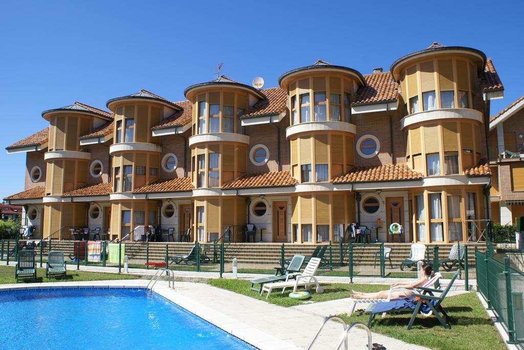 Apartamentos Quinto Sueno Ноха Екстер'єр фото